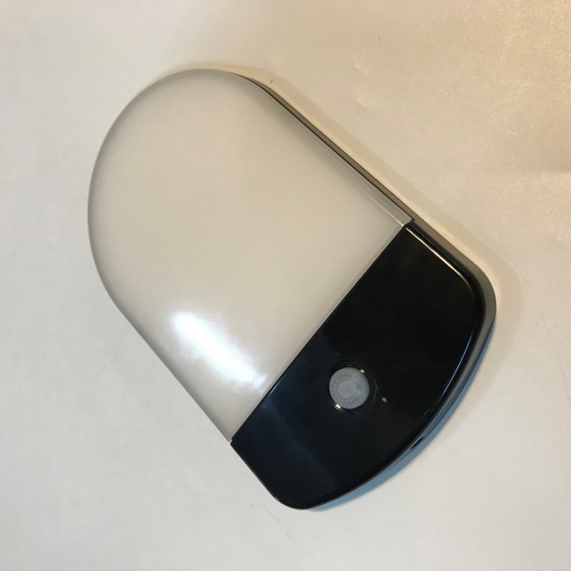 Làm thế nào để chọn đèn xe Caravan tốt nhất cho xe của bạn?